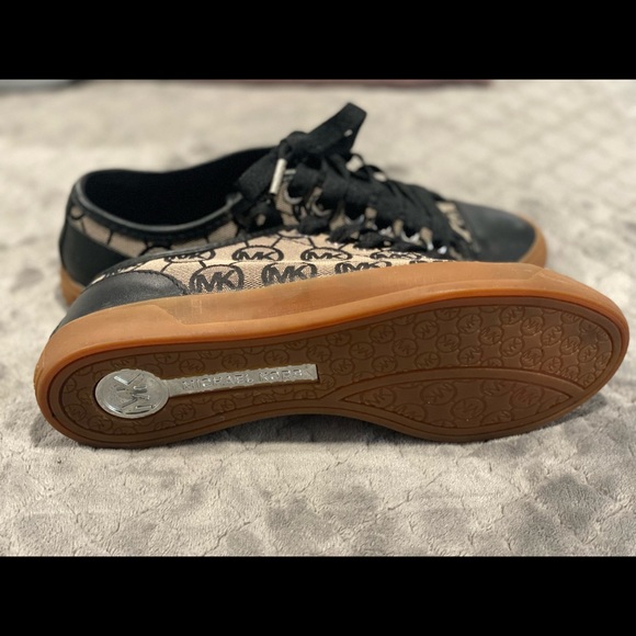 Michael Kors Lace Up Sneakers - Picture 1 of 4